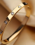 Niche Rhinestone Bangle